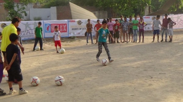 Football Trial Camp at Ghadoli Village Mayur Vihar P-3 – 22nd May,15